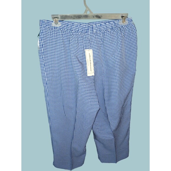 Alfred Dunner Blue Checkered Capri Pants - size 16 - Picture 2 of 3